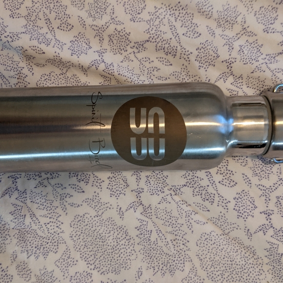 Xavier Rudd lot - Picture 12 of 14